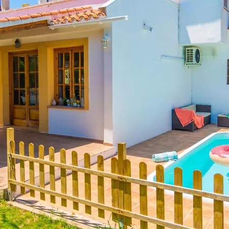 Chalet Casa • Jardin • A/c • Piscina Privada • Wifi