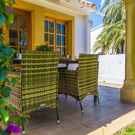 Casa • Jardin • A/c • Piscina Privada • Wifi *